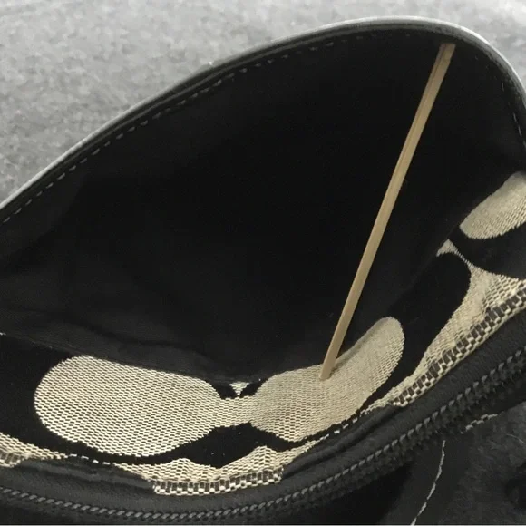 Vintage Coach Signature Logo Crossbody Messenger Bag - Picture 6 of 8